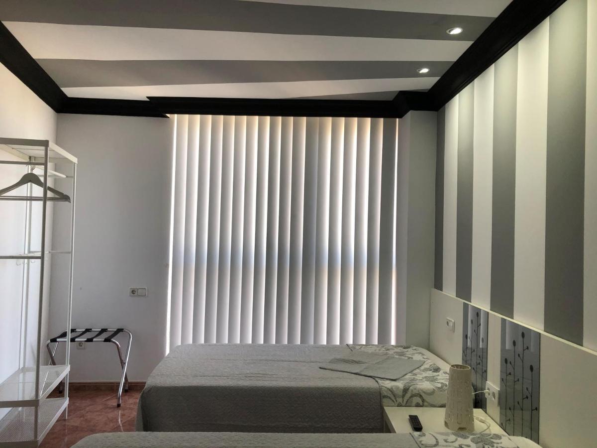 Apartamentos Los Angeles Альканьис Экстерьер фото