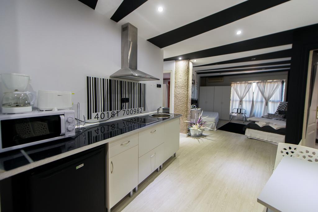 Apartamentos Los Angeles Альканьис Экстерьер фото