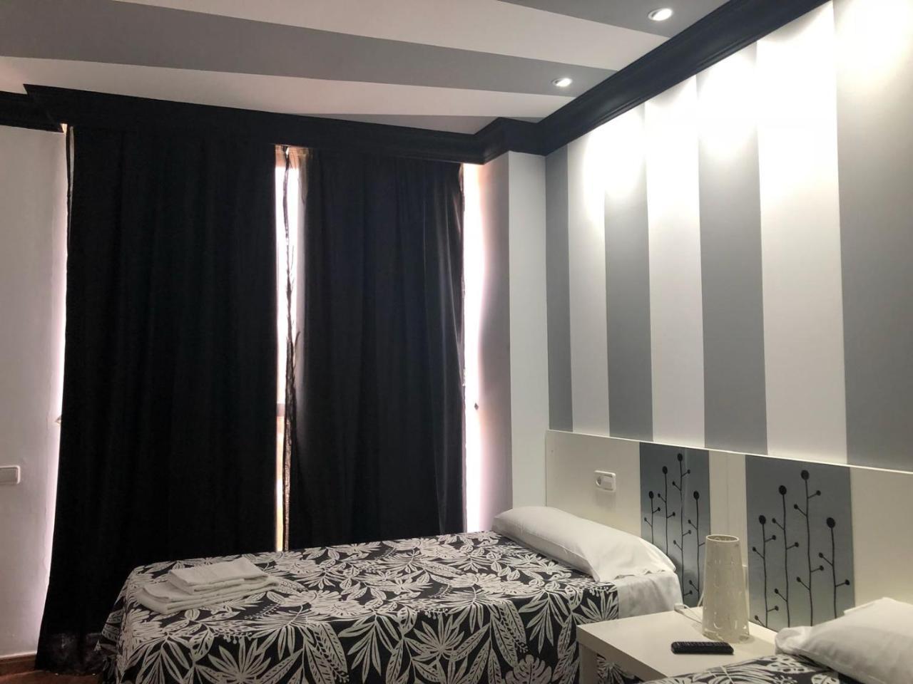 Apartamentos Los Angeles Альканьис Экстерьер фото